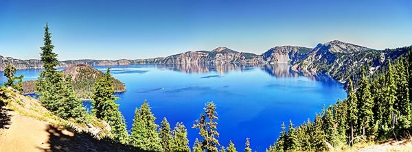 Crater Lake Panorama.jpg